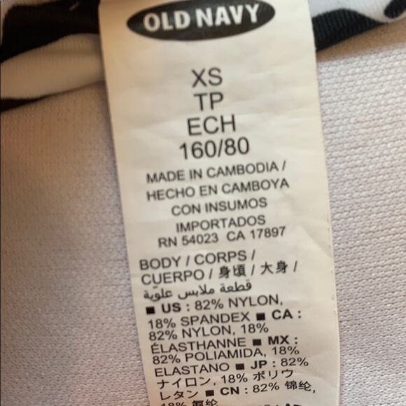 Old Navy black and white floral one piece swimsuit, xs - Picture 7 of 9